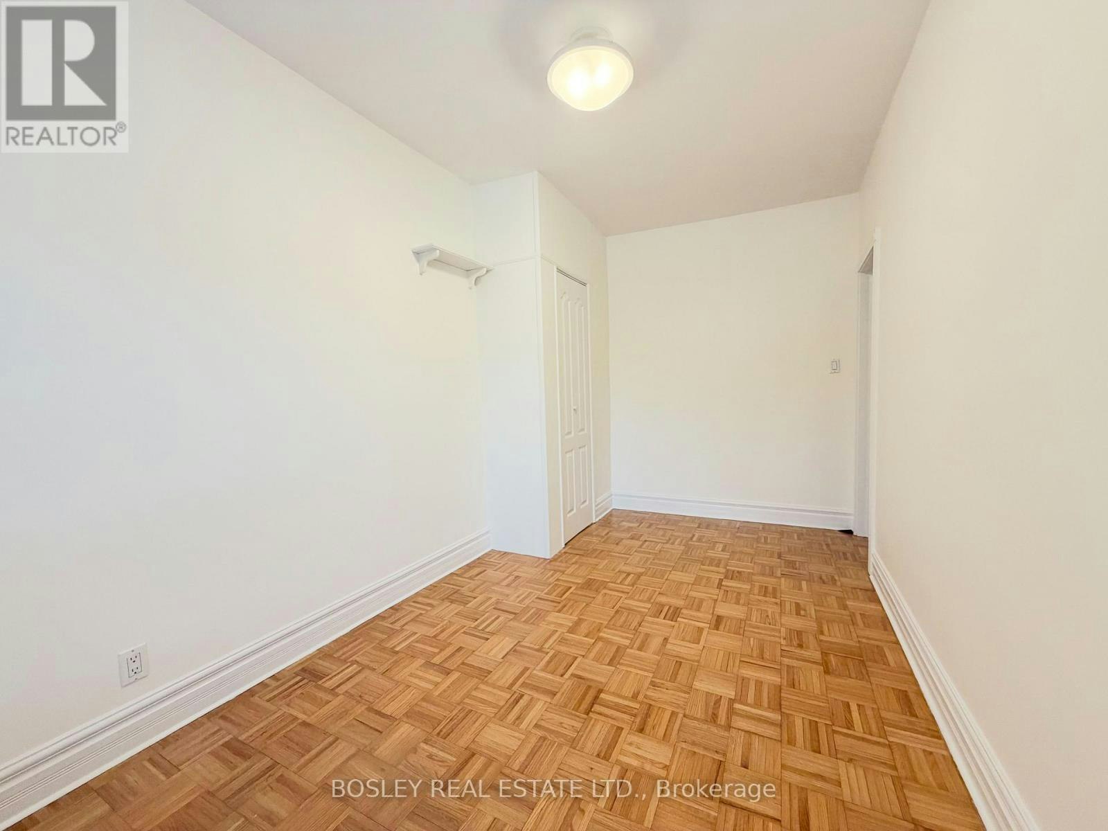 UPPER-260 Ossington Avenue, Toronto, ON, M6J 3A2 - 10