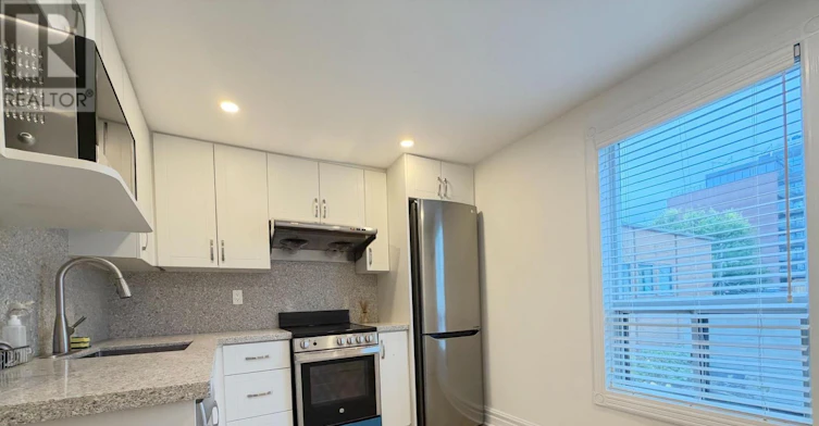 UPPER-260 Ossington Avenue, Toronto, ON, M6J 3A2 - 7