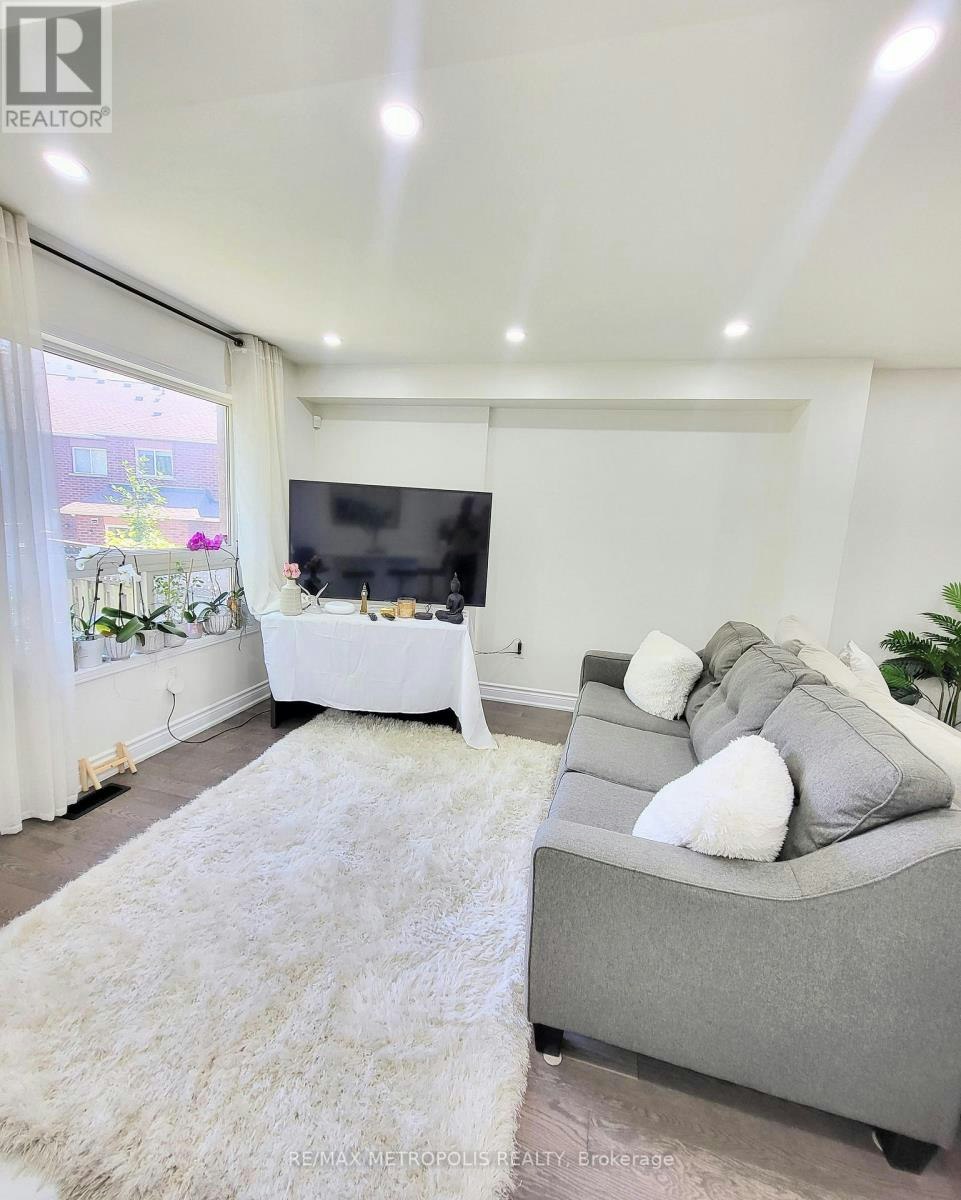12-435 Middlefield Road, Toronto, ON, M1S 5W1 - 5