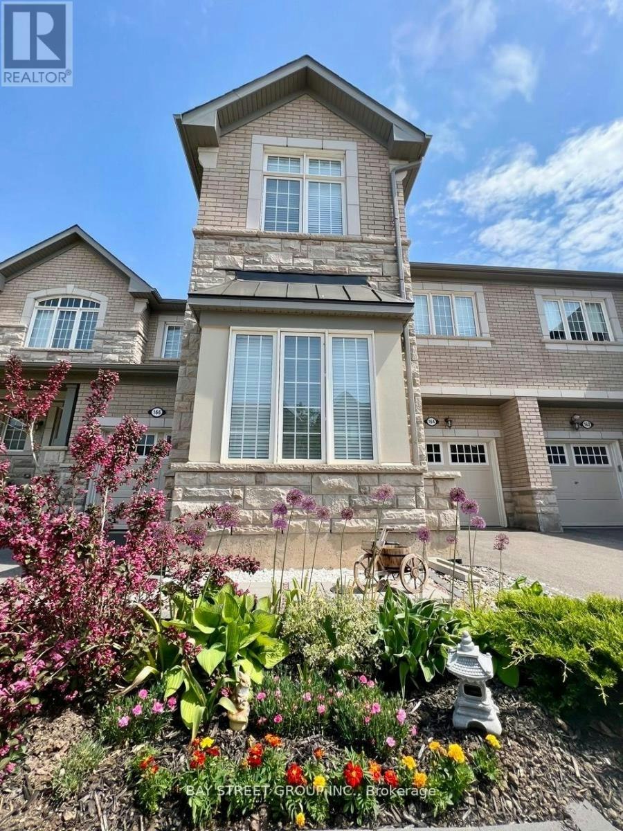 164 Beaveridge Avenue, Oakville, ON, L6H 0M6