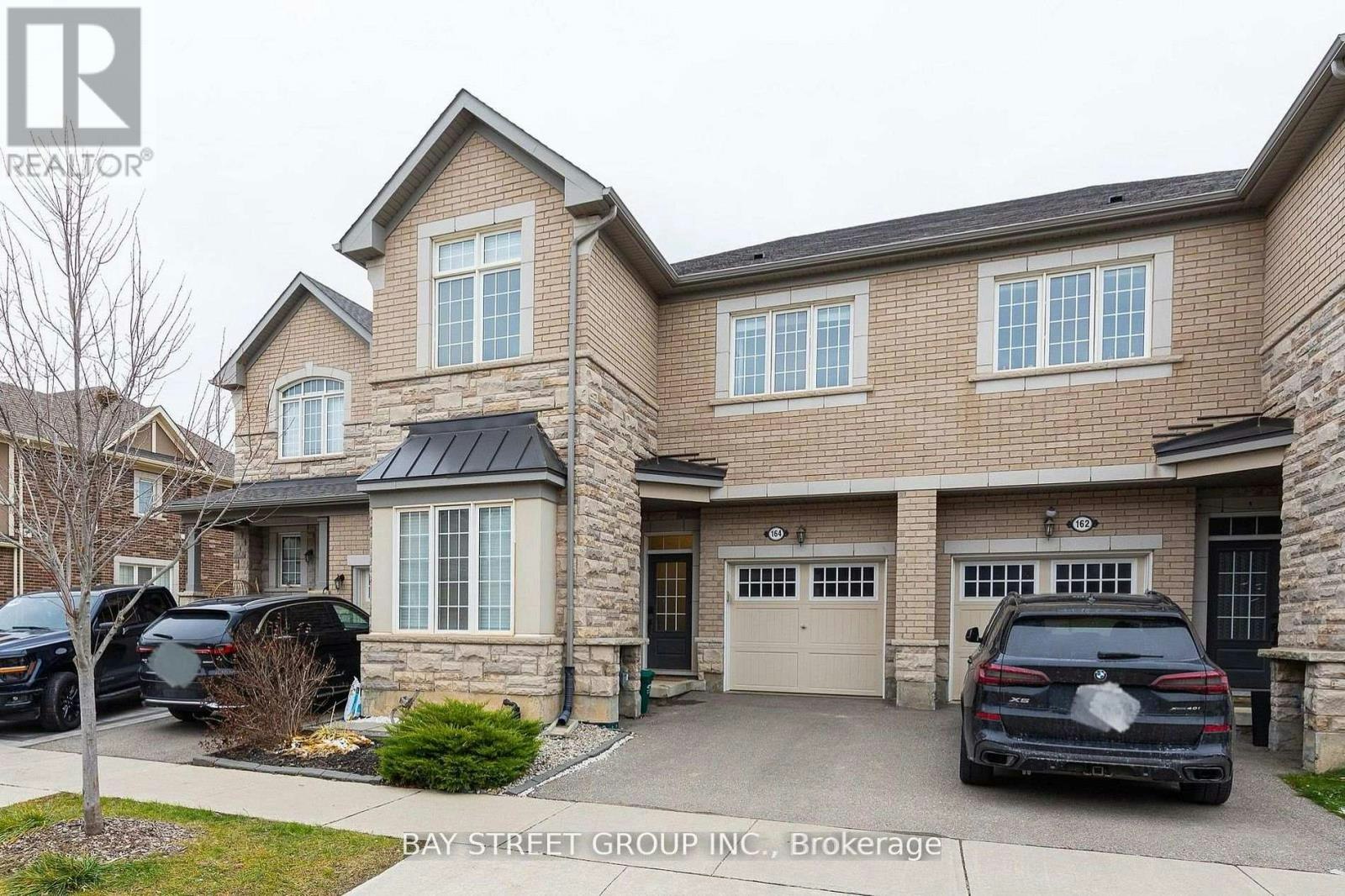 164 Beaveridge Avenue, Oakville, ON, L6H 0M6 - 2