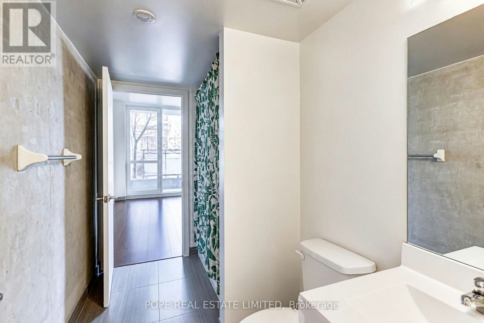315-38 Joe Shuster Way, Toronto, ON, M6K 0A5 - 29