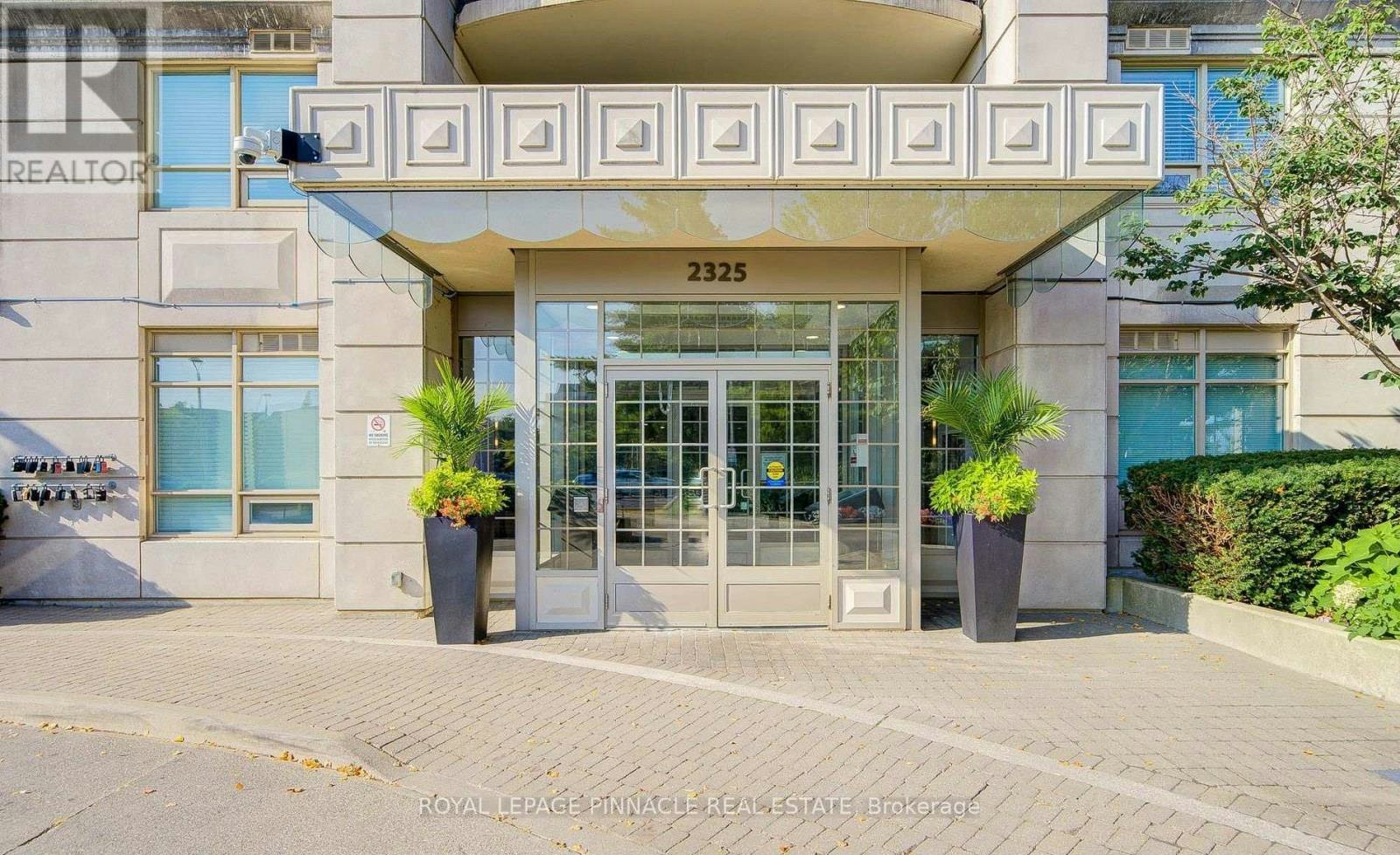 1006-2325 Central Park Drive, Oakville, ON, L6H 0E2