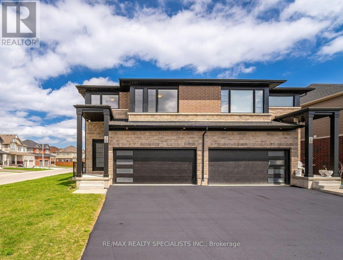 4259 Shuttleworth Drive, Niagara Falls, ON, L2G 3P6