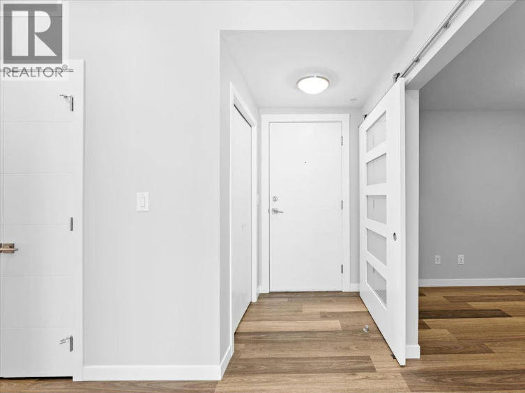 210-722 Valley Road, Kelowna, BC, V1V 0E2 - 3