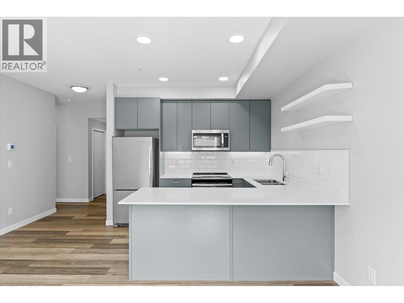 210-722 Valley Road, Kelowna, BC, V1V 0E2 - 14
