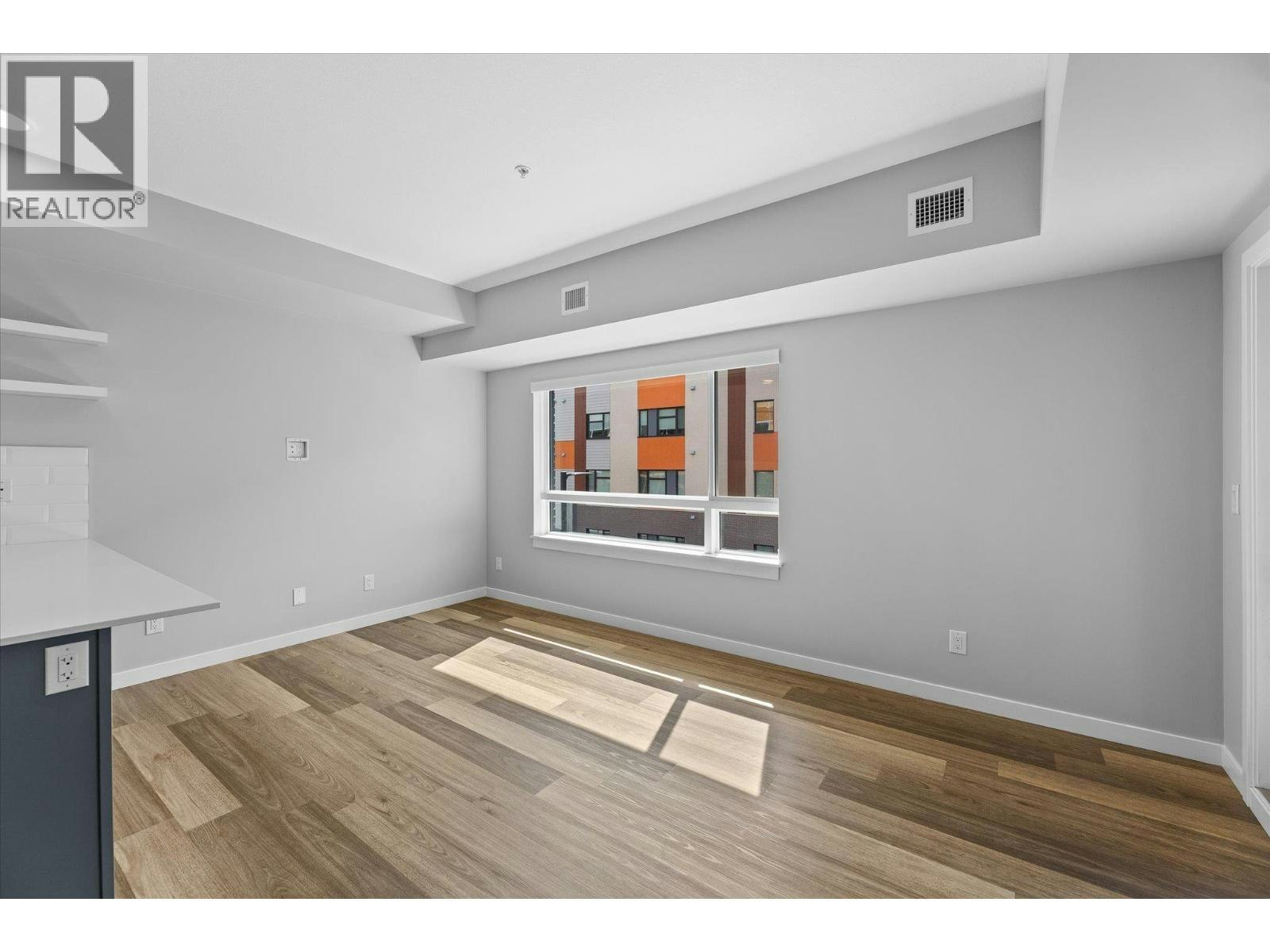 210-722 Valley Road, Kelowna, BC, V1V 0E2 - 8