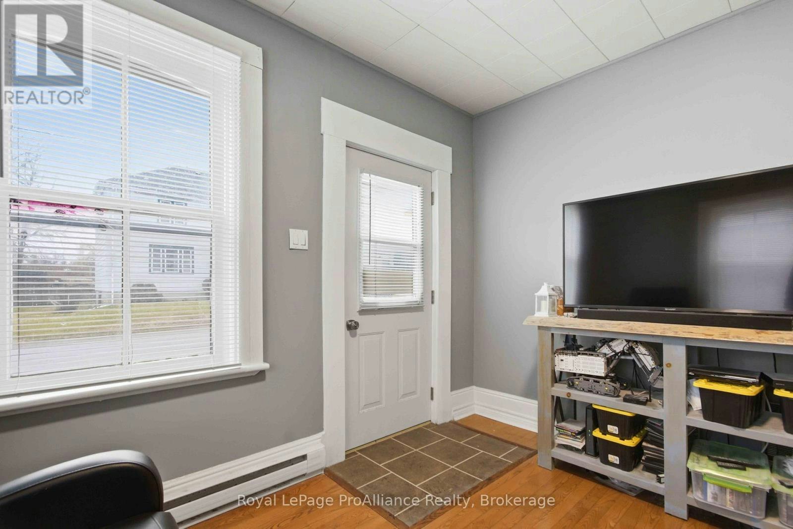 12 Albert Road, Quinte West, ON, K0K 2C0 - 4