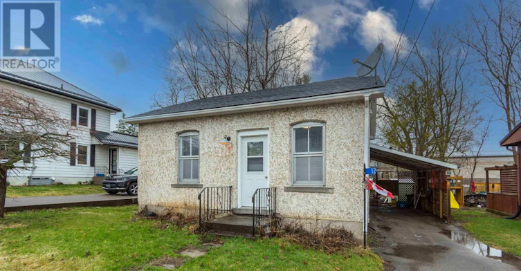 12 Albert Road, Quinte West, ON, K0K 2C0