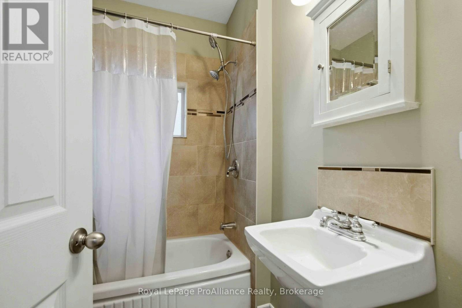 12 Albert Road, Quinte West, ON, K0K 2C0 - 13