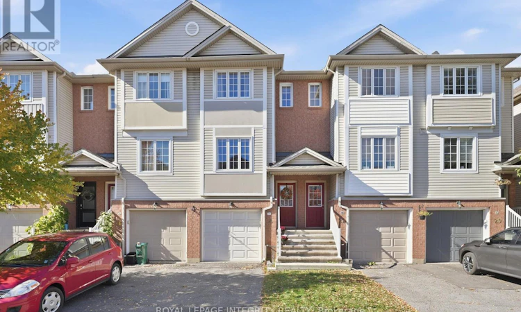 24 Yorkville Street