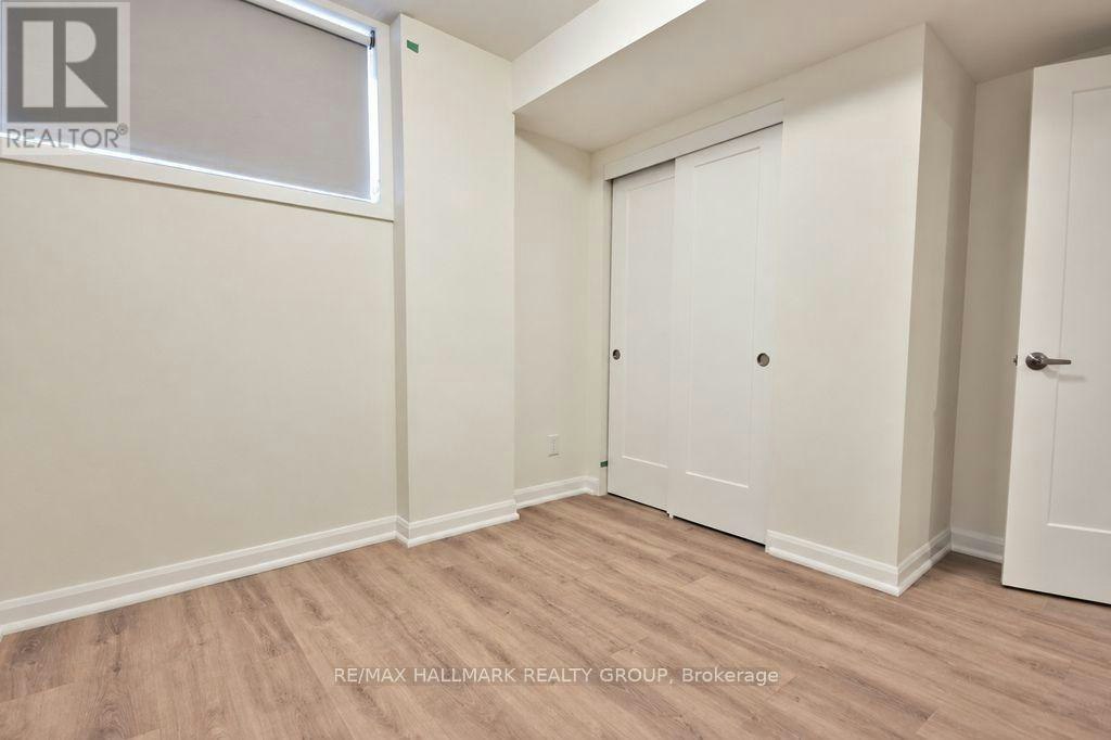 001-351 Croydon Avenue, Ottawa, ON, K2B 0A4 - 11