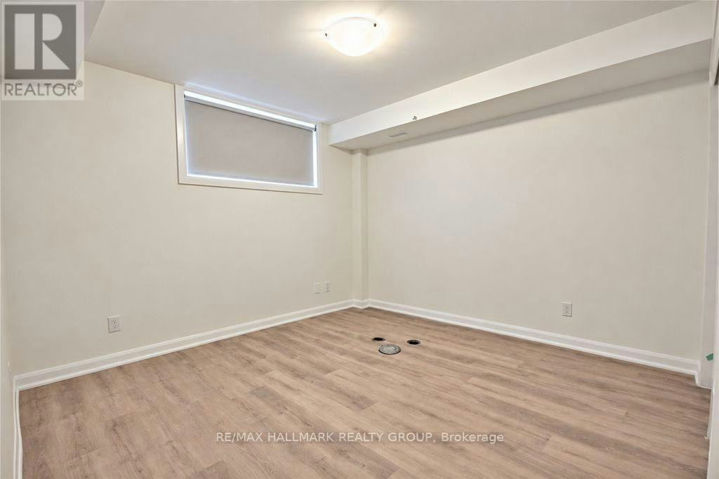 001-351 Croydon Avenue, Ottawa, ON, K2B 0A4 - 10