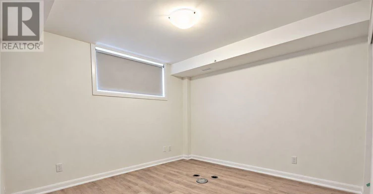 001-351 Croydon Avenue, Ottawa, ON, K2B 0A4 - 10