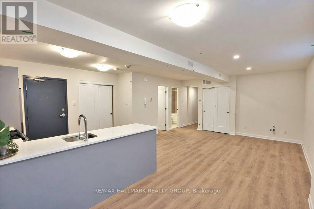 001-351 Croydon Avenue, Ottawa, ON, K2B 0A4 - 6