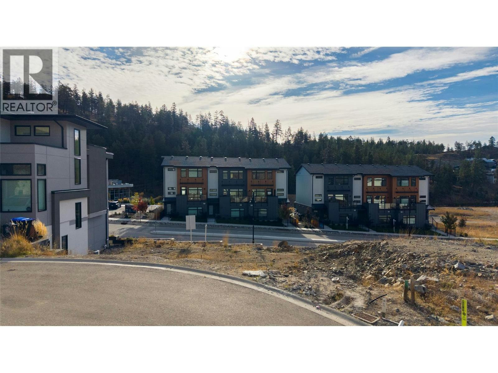 3454 Hilltown Close, Kelowna, BC, V1V 0H4