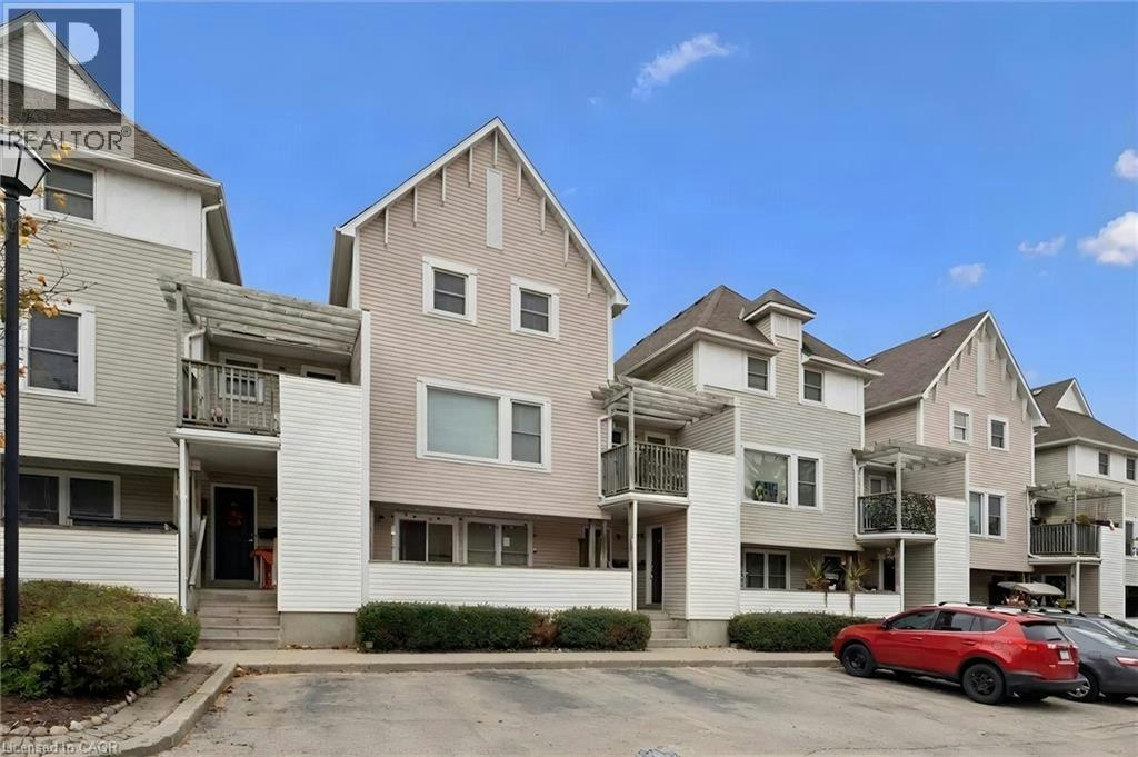 47-461 Beechwood Place, Waterloo, ON, N2T 2N8
