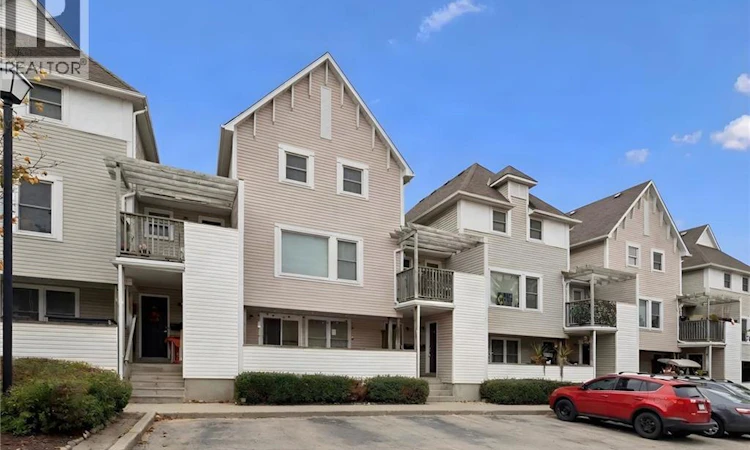 47-461 Beechwood Place