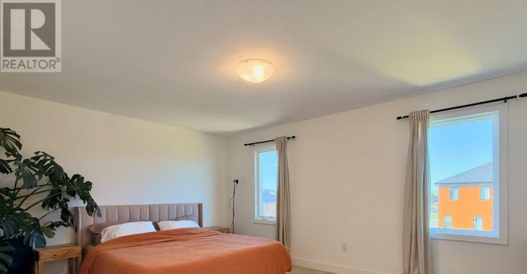64 Dusenbury Drive, Loyalist, ON, K0H 2H0 - 8