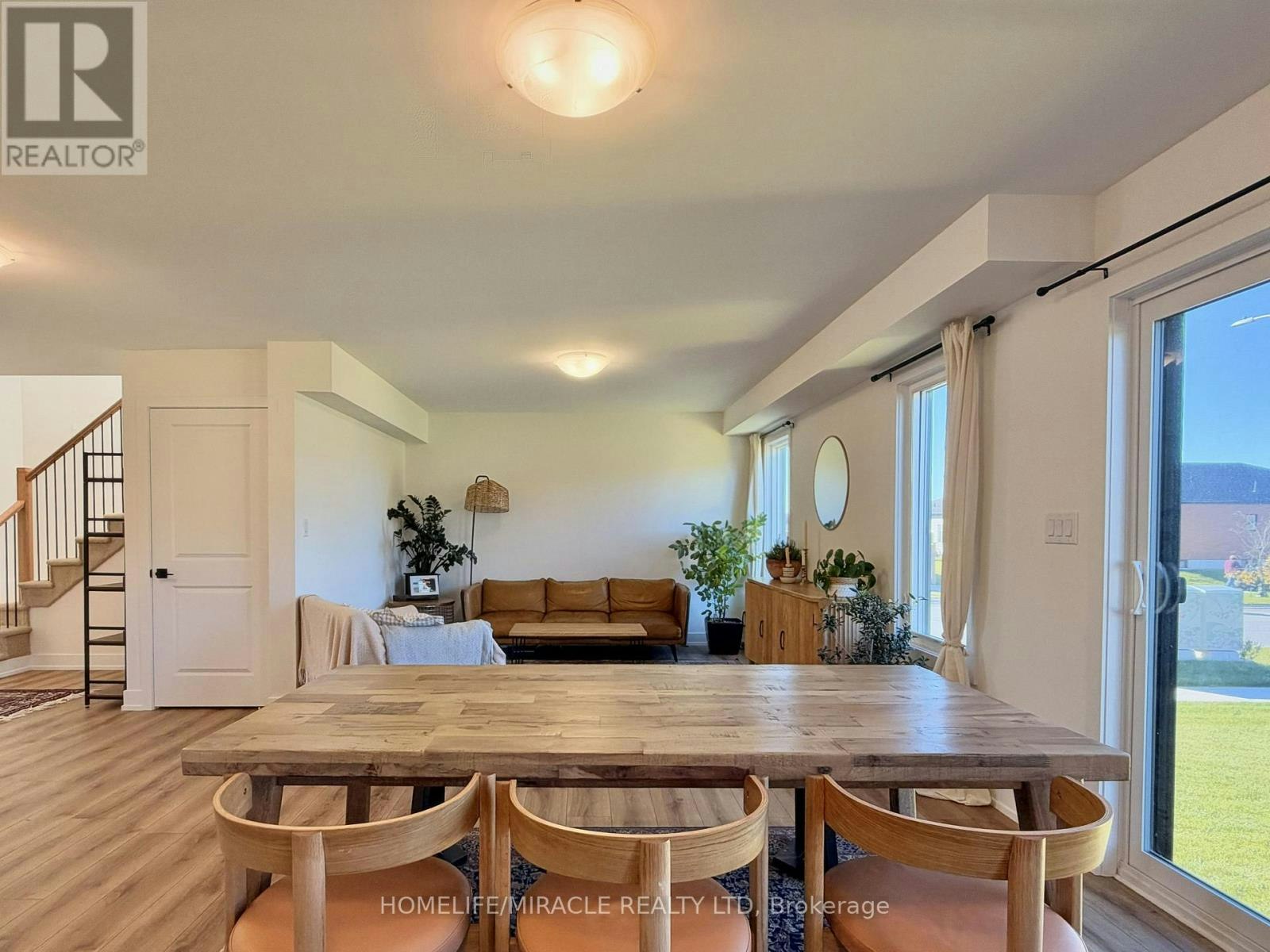 64 Dusenbury Drive, Loyalist, ON, K0H 2H0 - 24