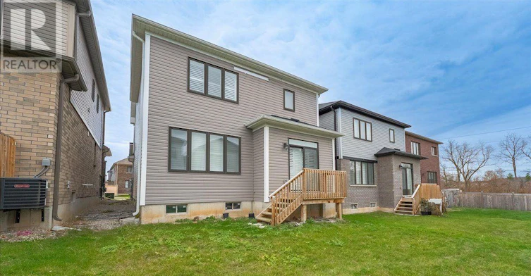 35 Santos Drive, Cayuga, ON, N3W 0H2 - 36