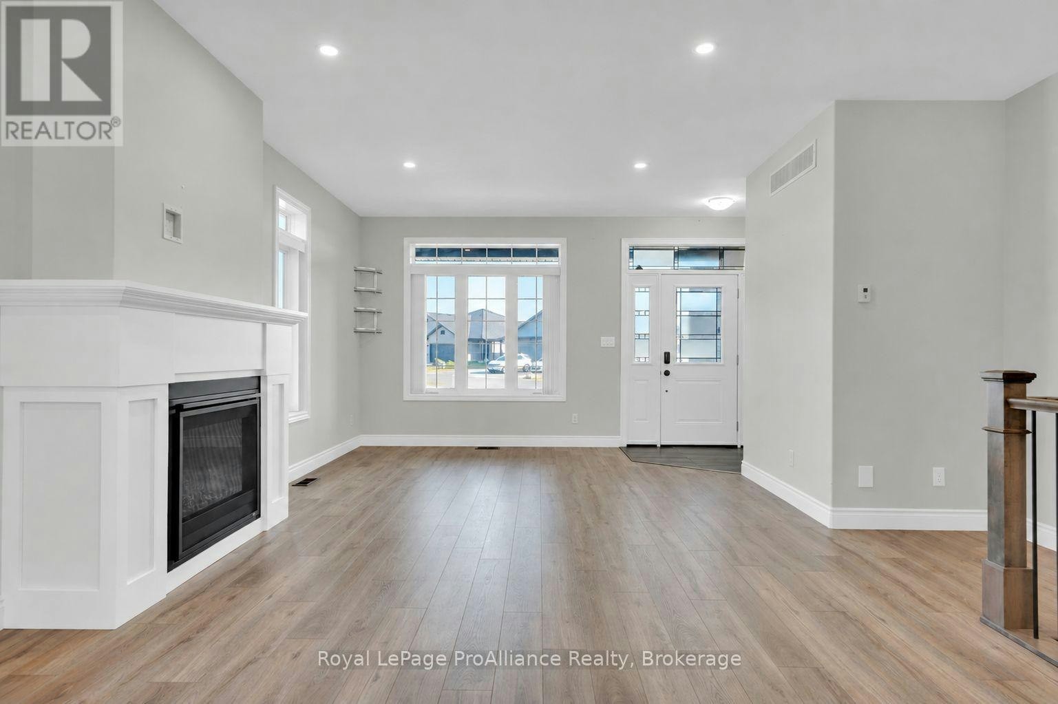 16 Lehtinen Crescent, Belleville, ON, K8P 0H4 - 4