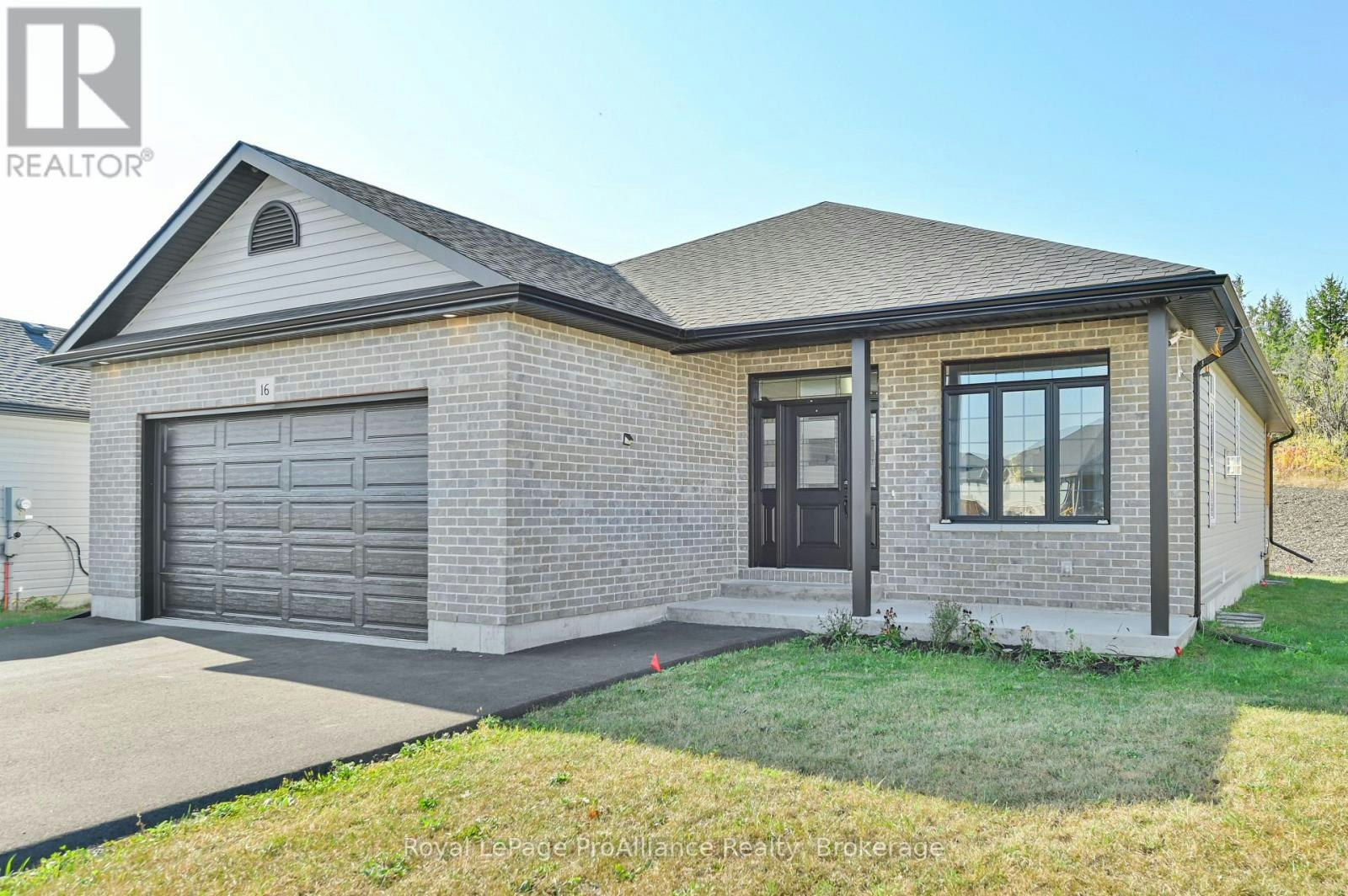 16 Lehtinen Crescent, Belleville, ON, K8P 0H4