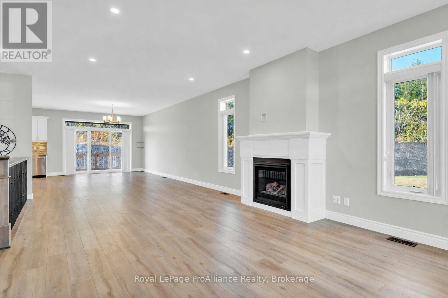 16 Lehtinen Crescent, Belleville, ON, K8P 0H4 - 6