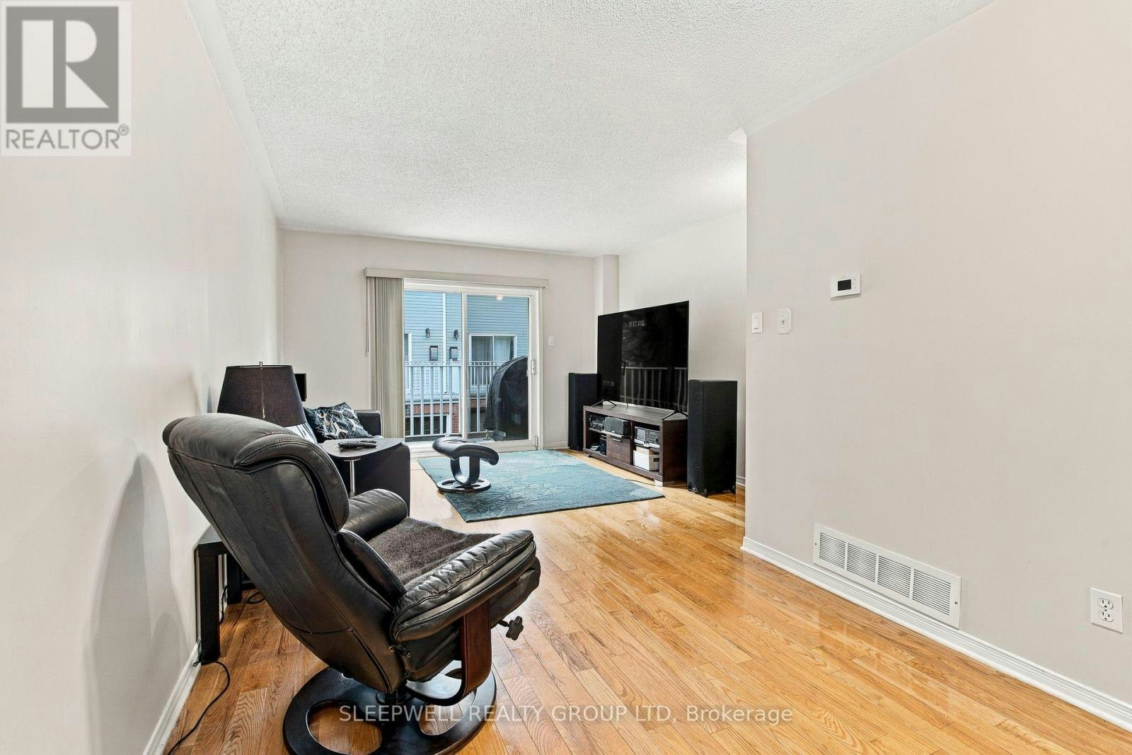 12 Maclean Street, Ottawa, ON, K1S 3E9 - 9