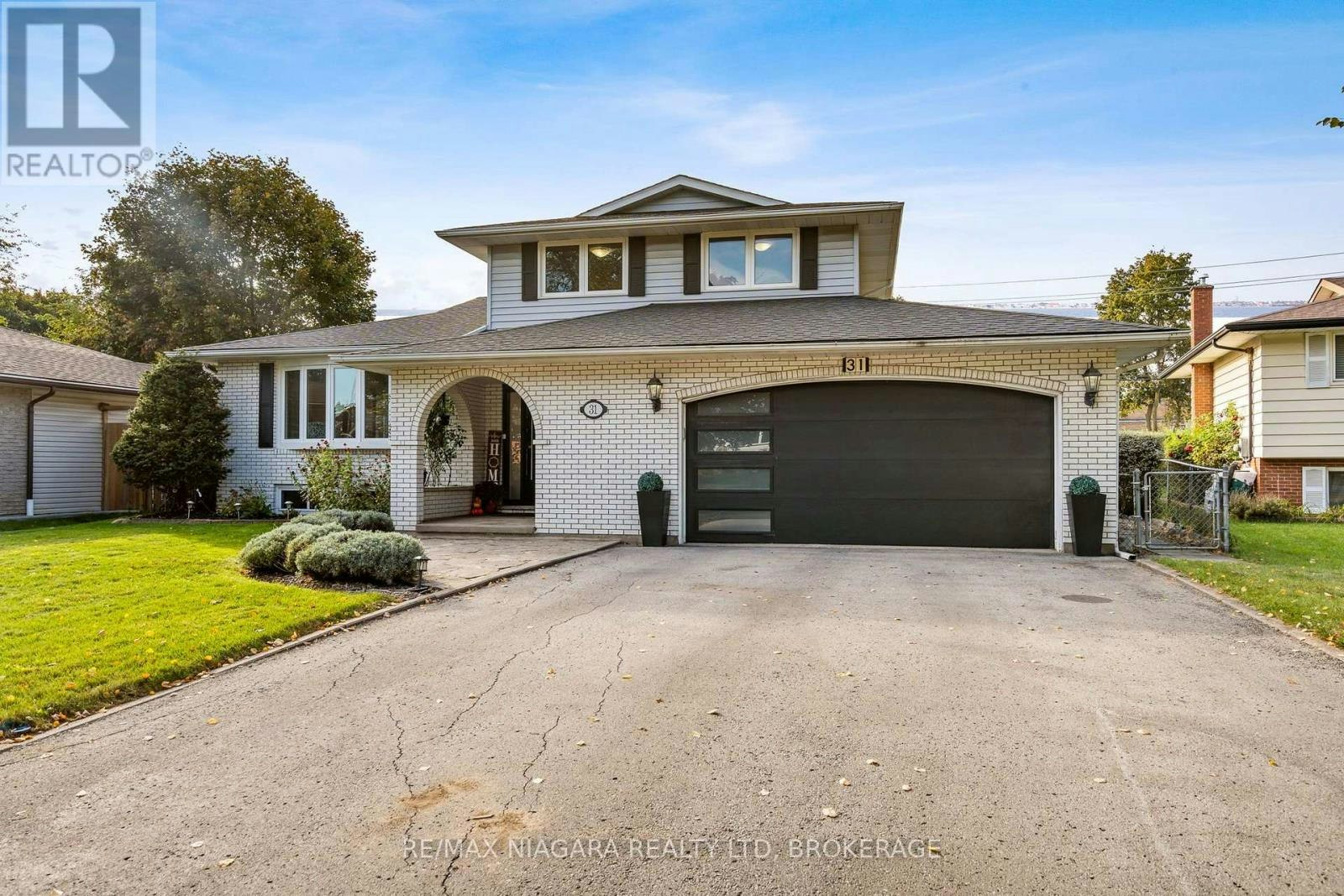 31 Jessica Drive, St. Catharines, ON, L2M 6V9
