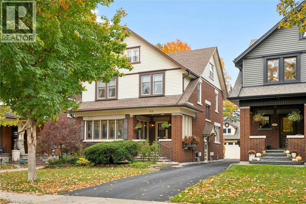 62 Heins Avenue, Kitchener, ON, N2G 1Z8