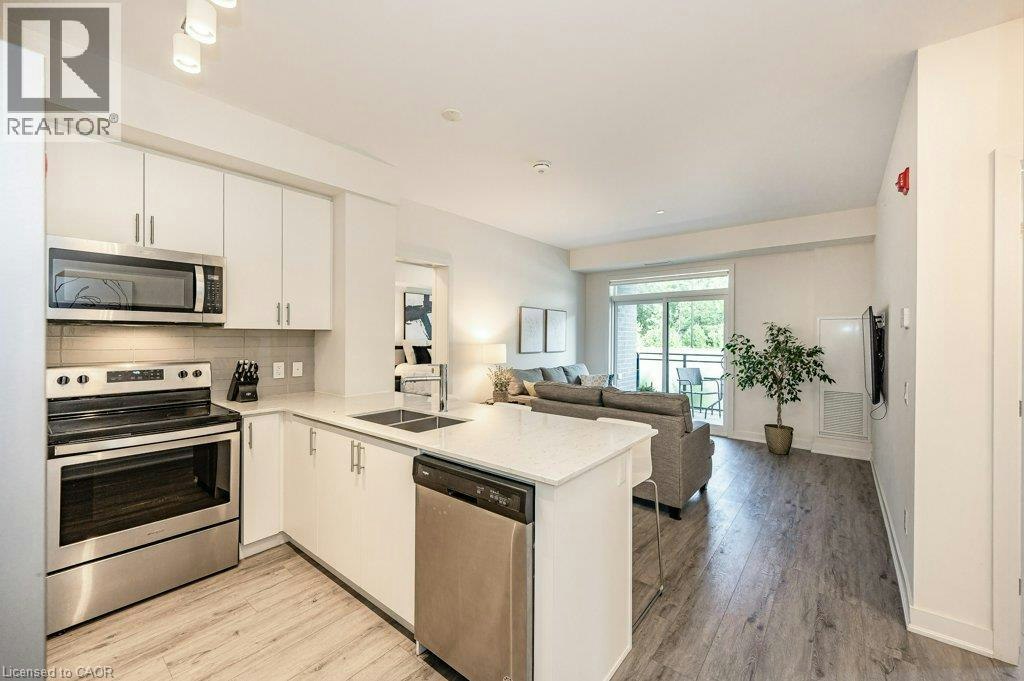 106-340 Plains Road E, Burlington, ON, L7T 0C2 - 10