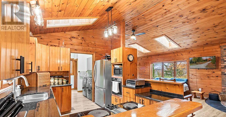 569263 Sideroad 6 Road, Blue Mountains, ON, N0H 2E0 - 12