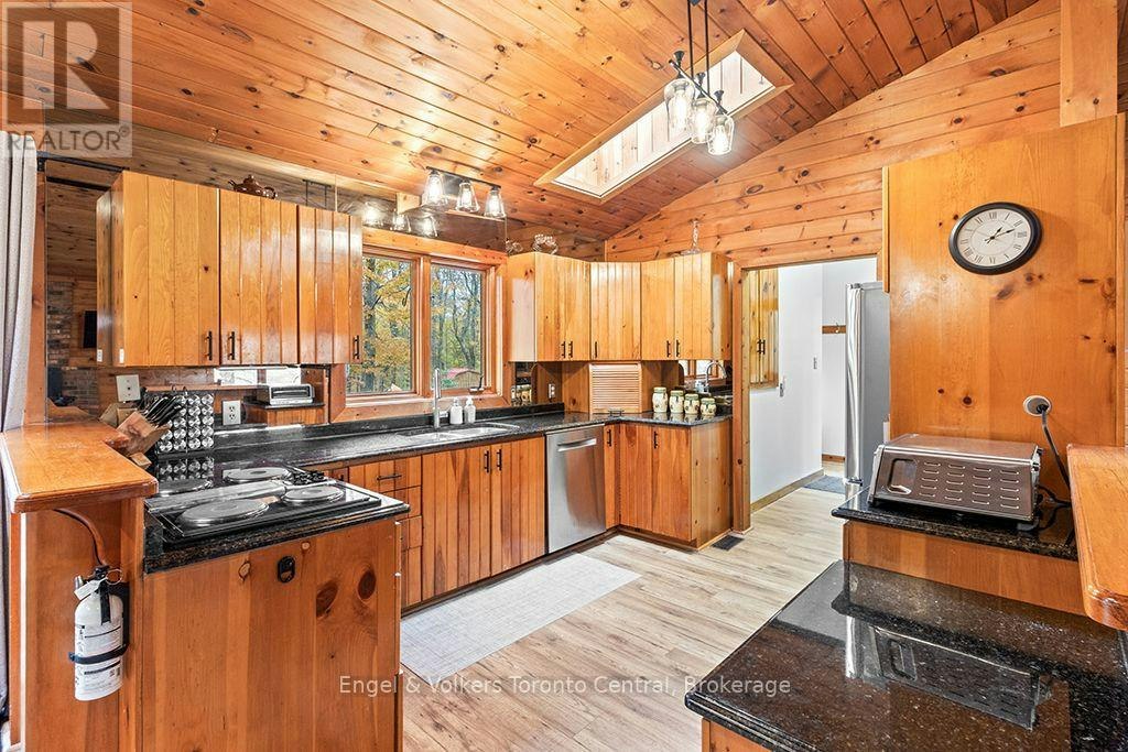 569263 Sideroad 6 Road, Blue Mountains, ON, N0H 2E0 - 11