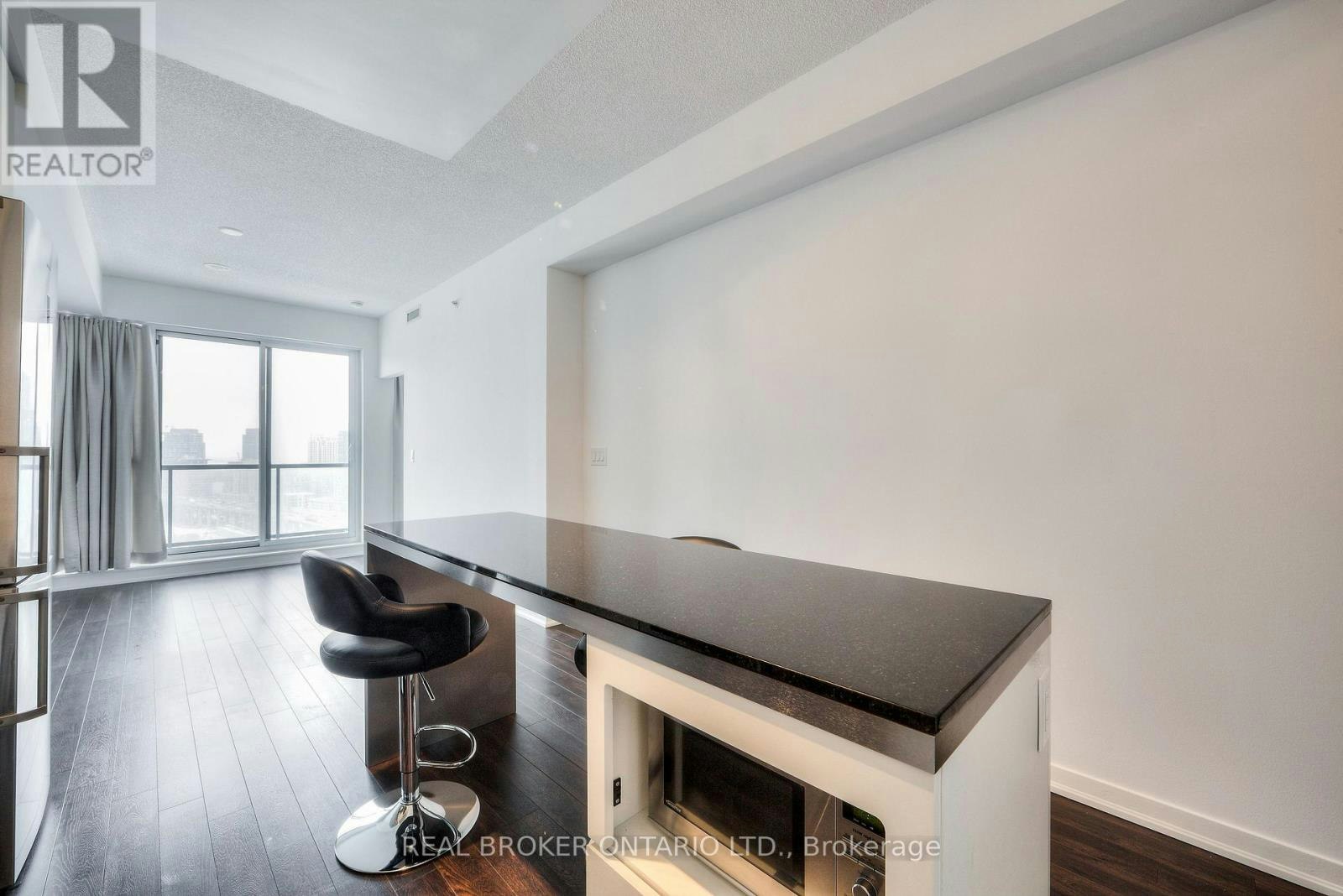 1809-51 Liberty Street EAST, Toronto, ON, M6K 3P8 - 9
