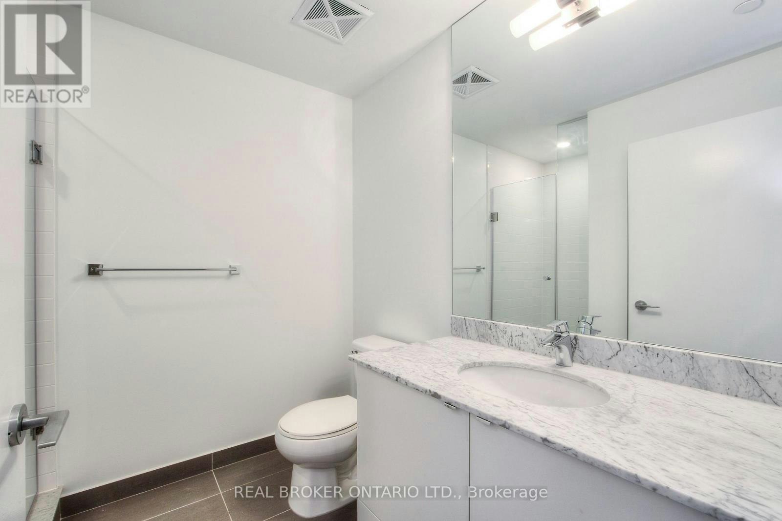 1809-51 Liberty Street EAST, Toronto, ON, M6K 3P8 - 4