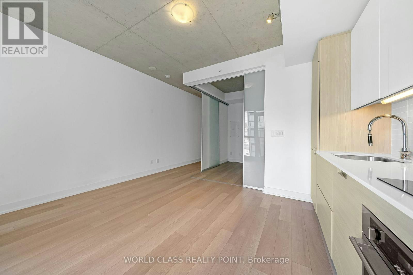 1202-210 Simcoe Street, Toronto, ON, M5T 0A9 - 9