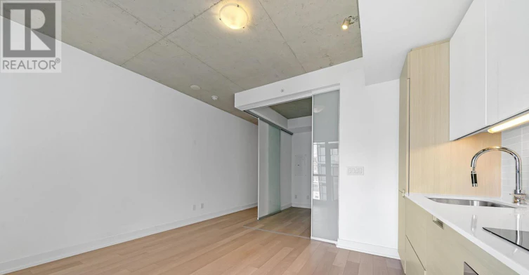 1202-210 Simcoe Street, Toronto, ON, M5T 0A9 - 9