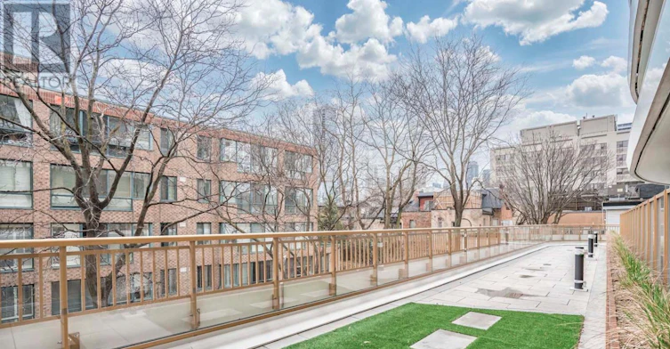 205-151 Avenue Road, Toronto, ON, M5R 2H7 - 32