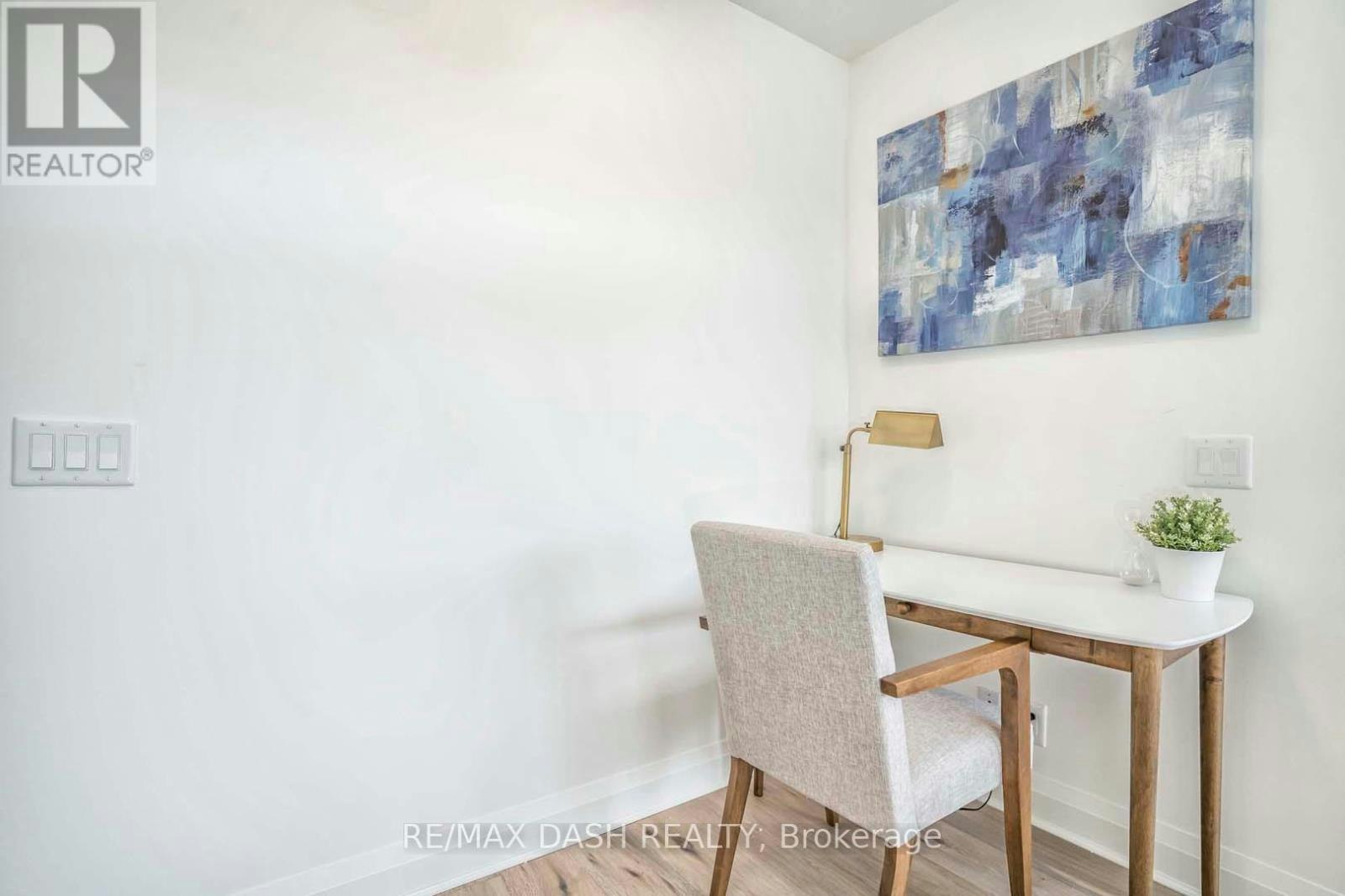 205-151 Avenue Road, Toronto, ON, M5R 2H7 - 21