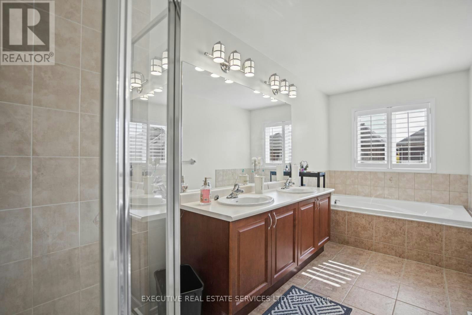 1571 Edgecroft Drive, Pickering, ON, L1X 0B6 - 29
