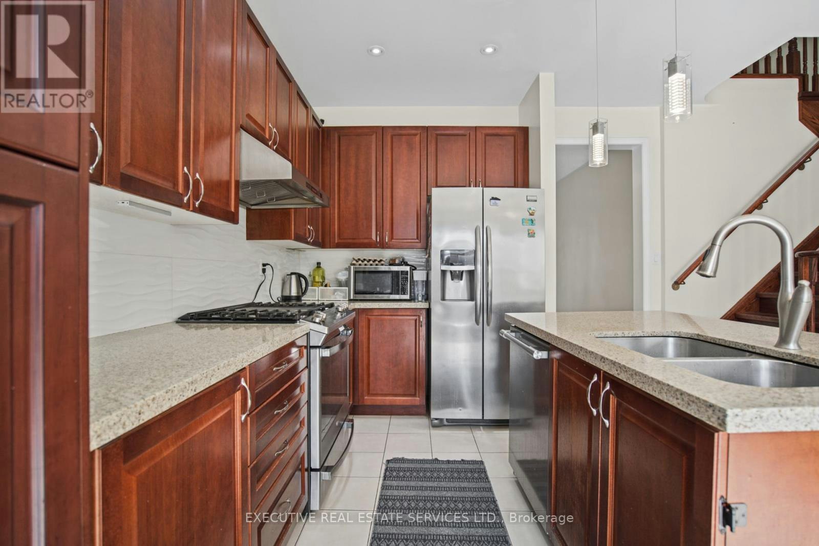 1571 Edgecroft Drive, Pickering, ON, L1X 0B6 - 18