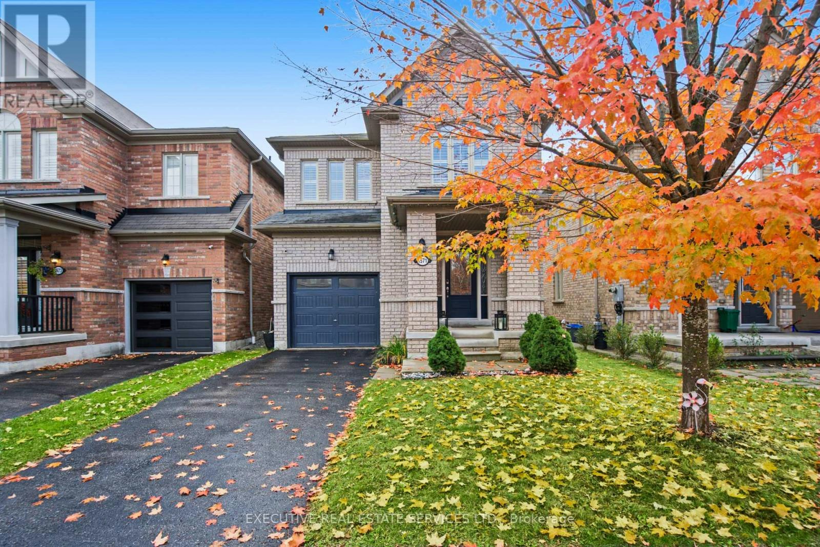 1571 Edgecroft Drive, Pickering, ON, L1X 0B6 - 4
