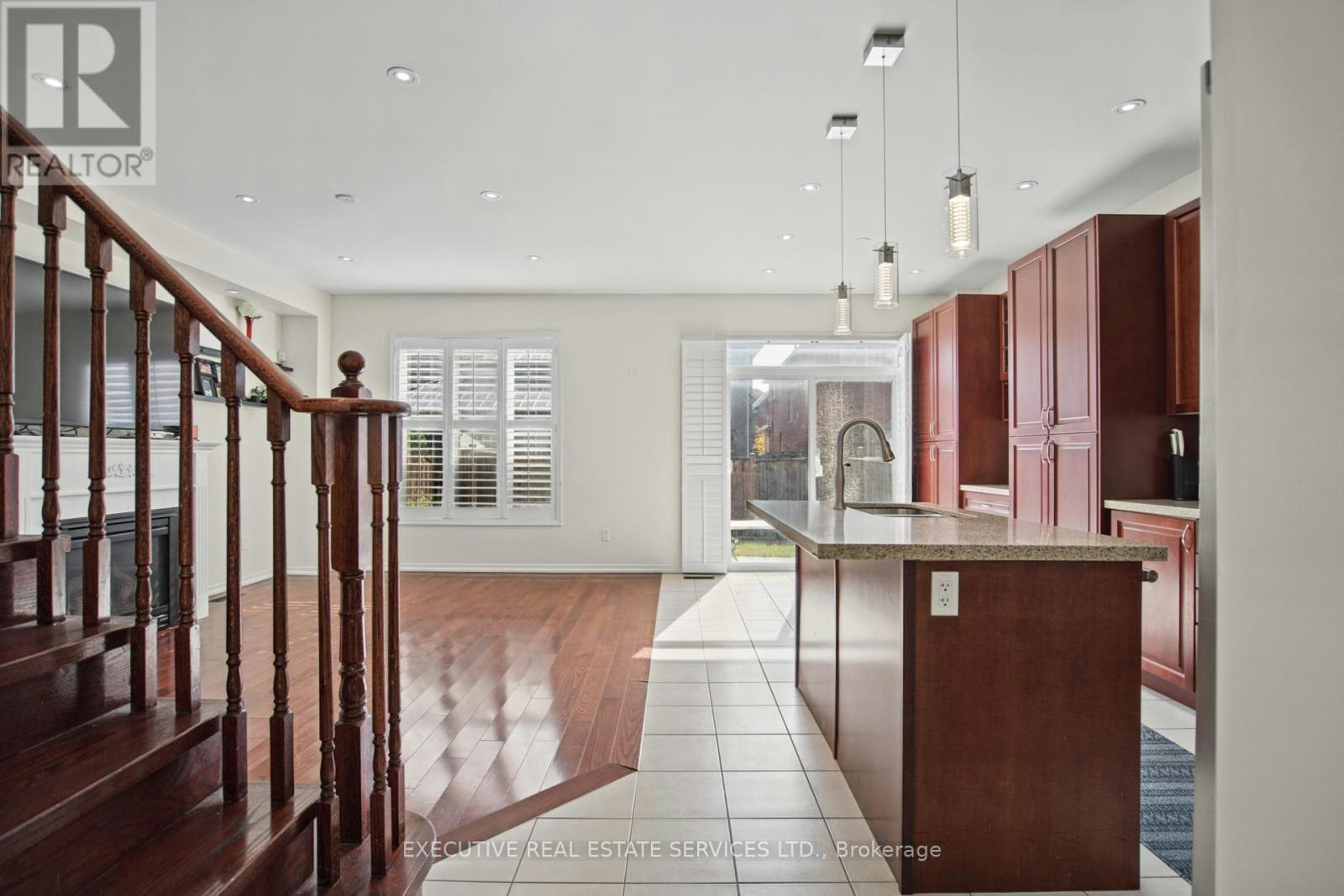 1571 Edgecroft Drive, Pickering, ON, L1X 0B6 - 13