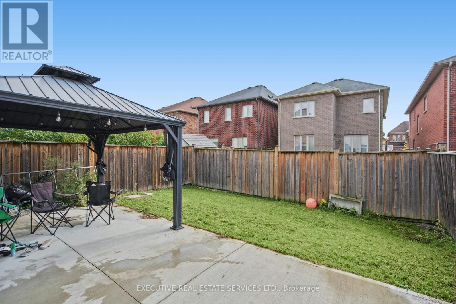 1571 Edgecroft Drive, Pickering, ON, L1X 0B6 - 45