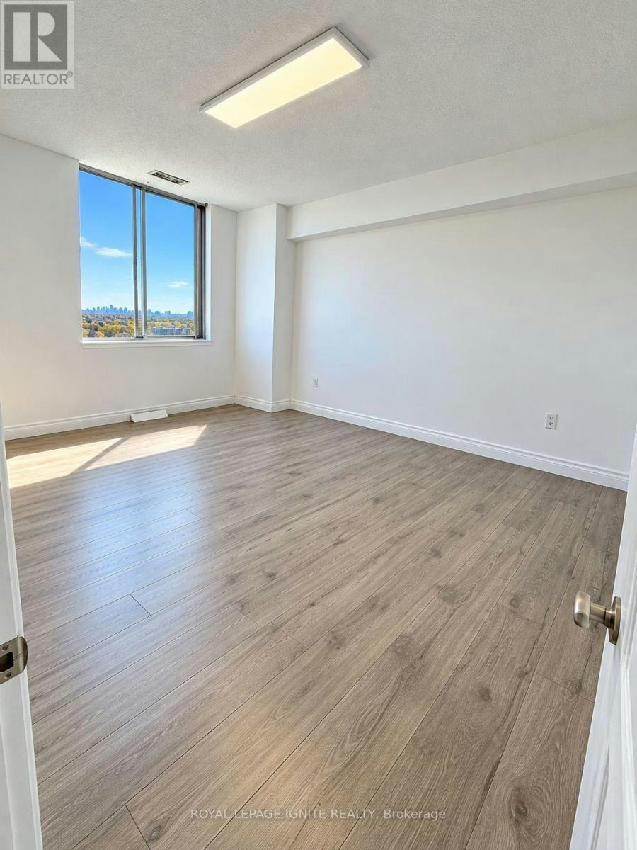 PH 8-120 Dundalk Drive, Toronto, ON, M1P 4V9 - 3