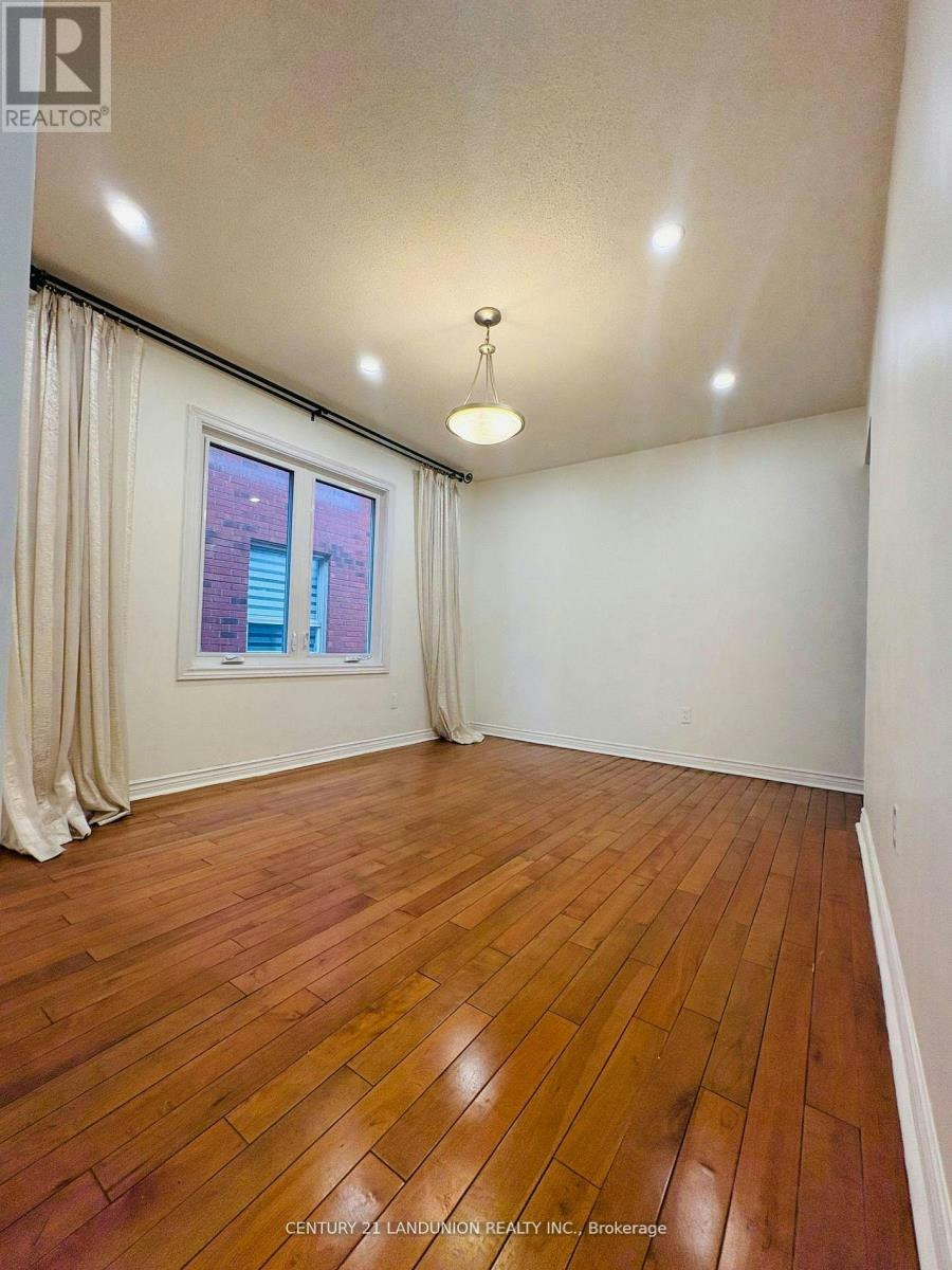 MAIN-48 Marchwood Crescent, Richmond Hill, ON, L4C 8M4 - 11