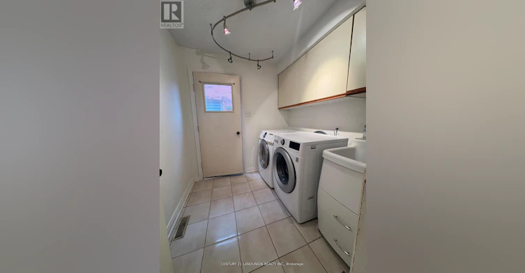 MAIN-48 Marchwood Crescent, Richmond Hill, ON, L4C 8M4 - 7