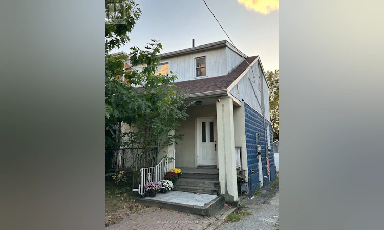 52A Rockcliffe Boulevard