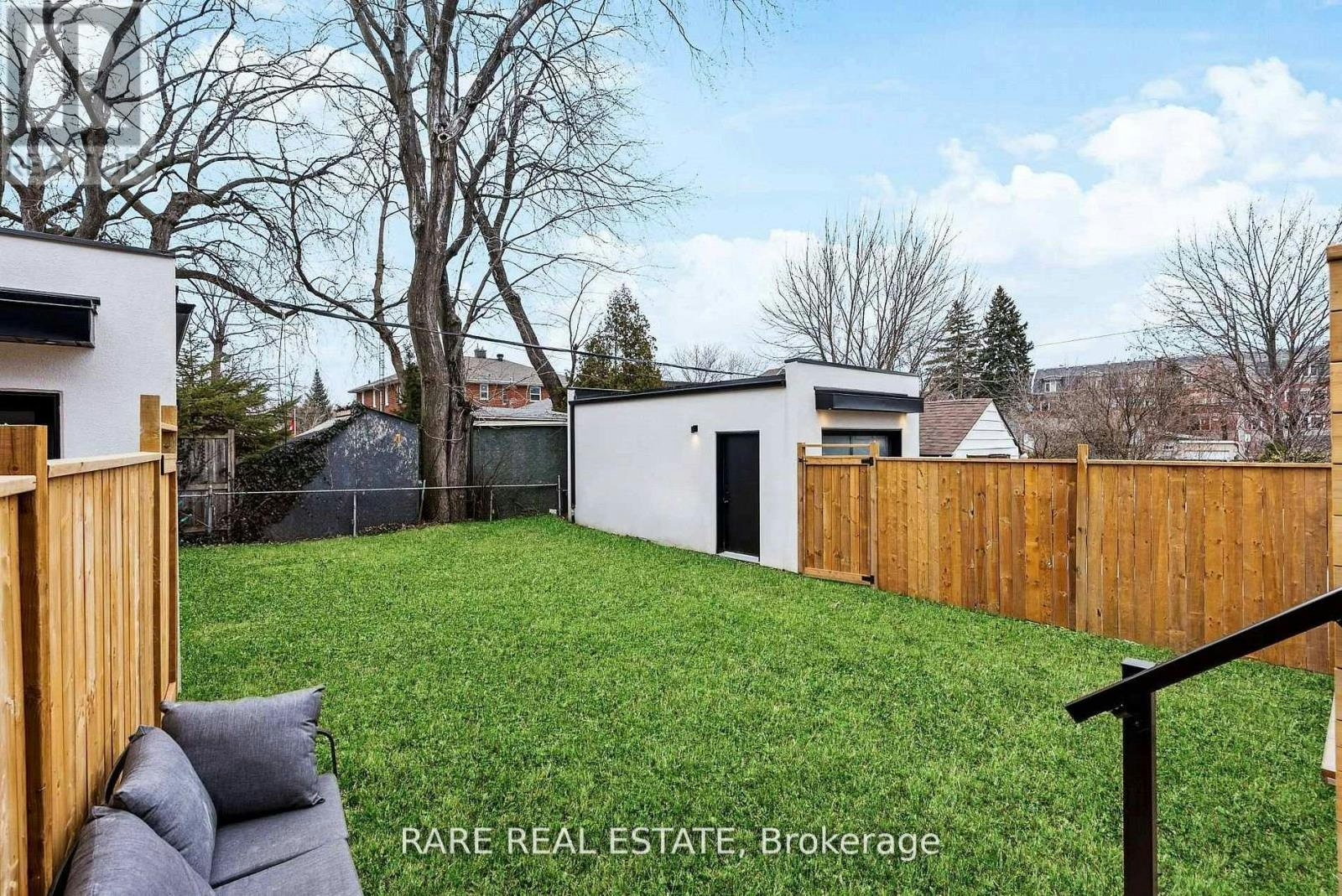 21 Twenty Ninth Street, Toronto, ON, M8W 3A9 - 21